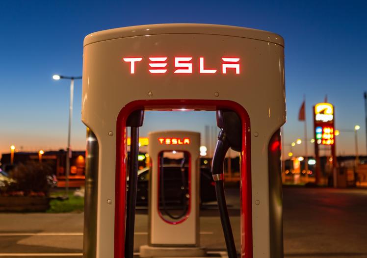 Modern Tesla supercharger