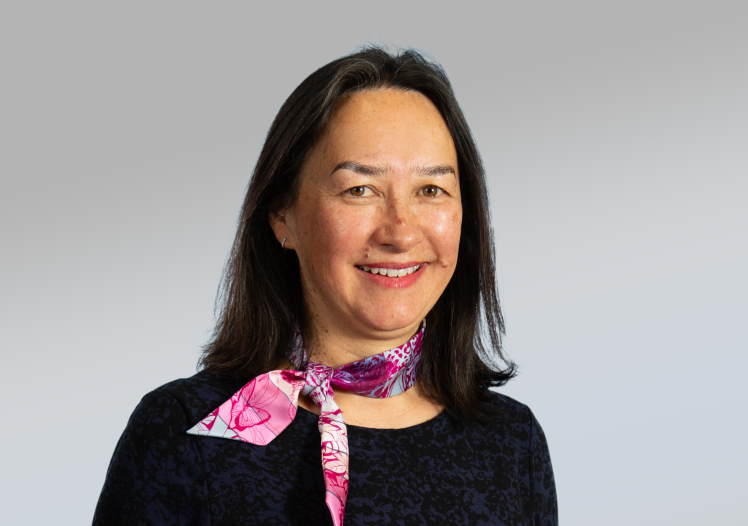 Ming Evans, Smiths Group