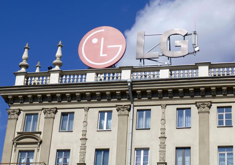 LG