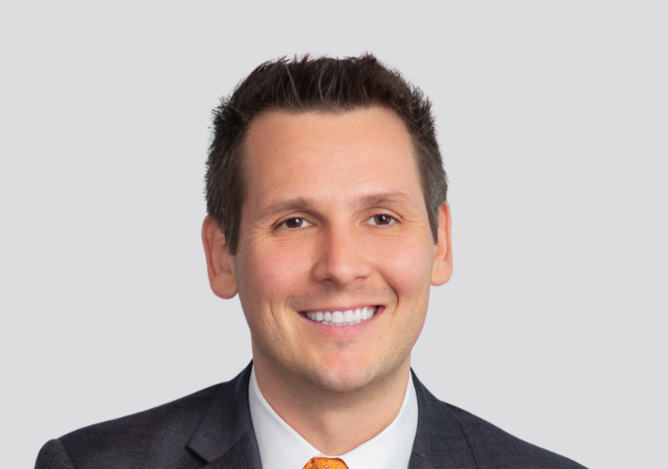 Pascal Mayer, Latham & Watkins