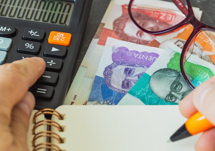 Financial settlements in Colombian pesos
