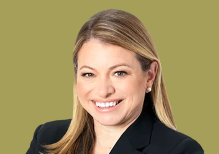 Anne Martinez, Greenberg Traurig