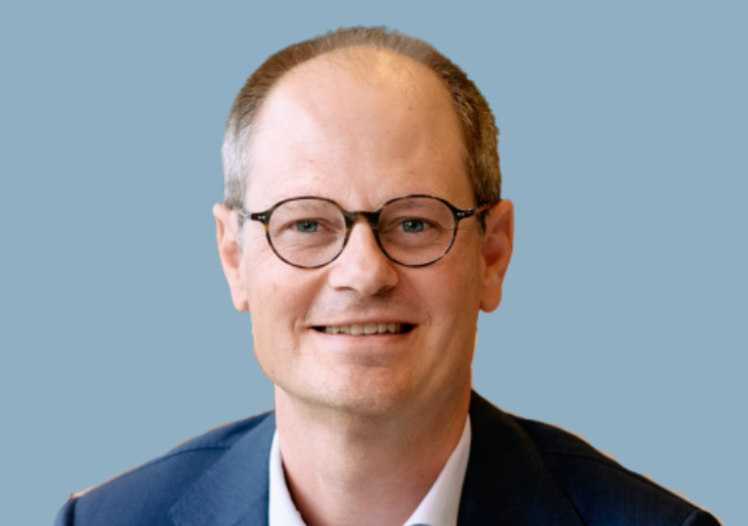 Julien Hick, NautaDutilh