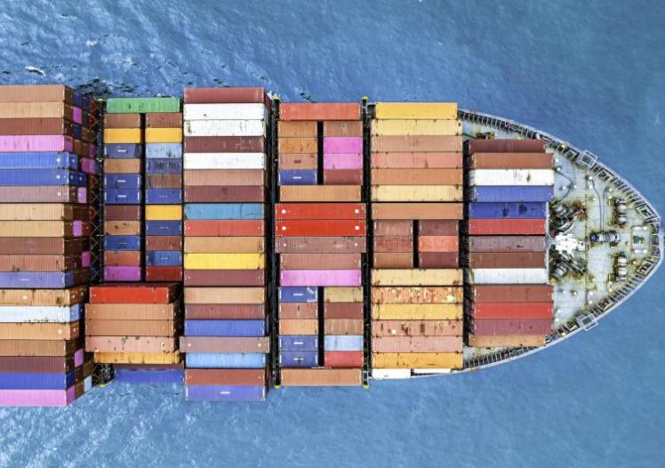 Container ship