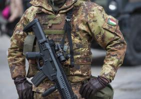 Italian military Army with uniform and submachine gun 