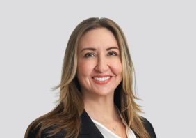 Dawn Valdivia, Stinson
