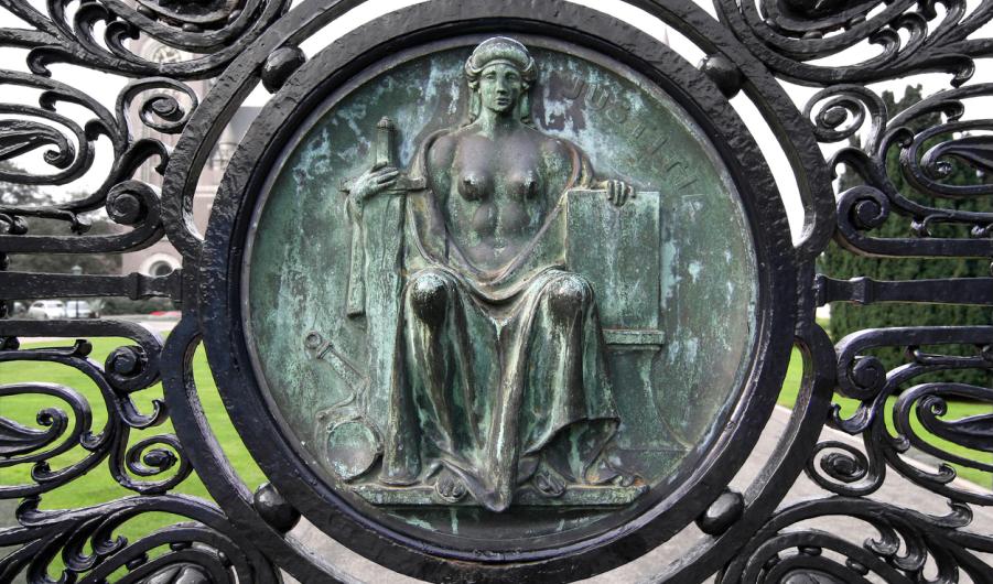 Figure of Justitia at the Peace Palace, the Hague