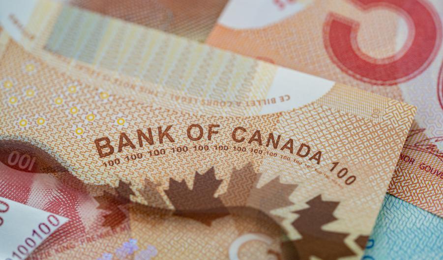 Canadian hundred dollar banknote