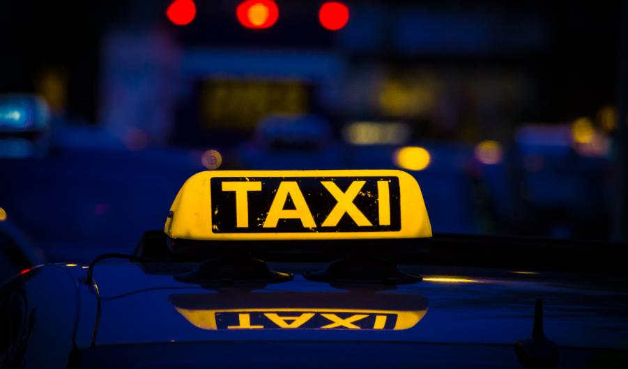 Taxi