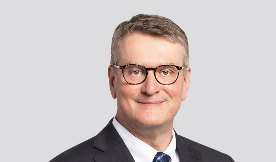 Steven Moore, Seyfarth Shaw