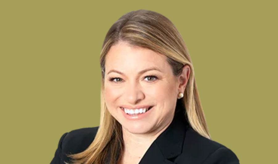 Anne Martinez, Greenberg Traurig