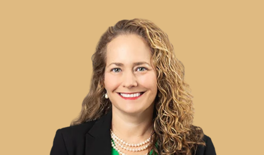 Allison Oasis Kahn, Greenberg Traurig